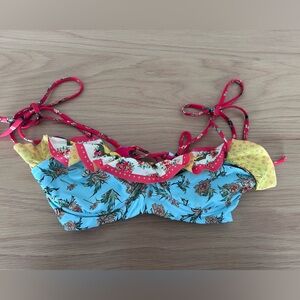 Agua Bendita Multicolor Floral Bikini Top